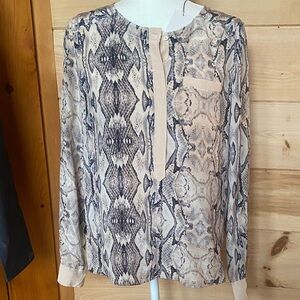 Rebecca Taylor NWT 100% silk champagne and black Snakeskin Blouse Orig $250